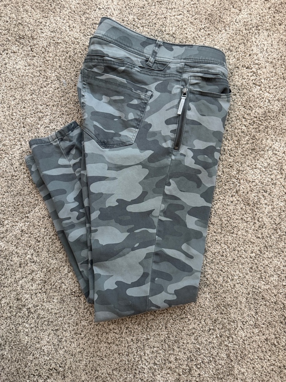 Democracy Gray Camo Skinny Jeans
